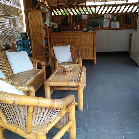 Tua Tua Keladi Bungalows Gili Air Oda fotoğraf