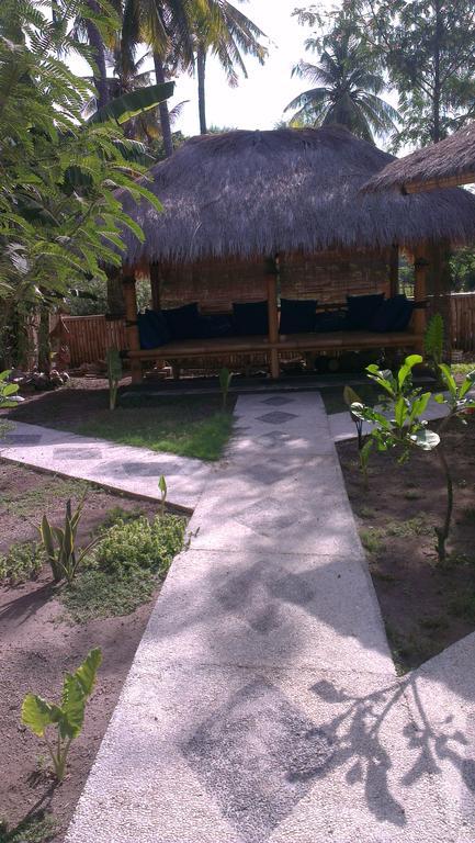 Tua Tua Keladi Bungalows Gili Air Dış mekan fotoğraf