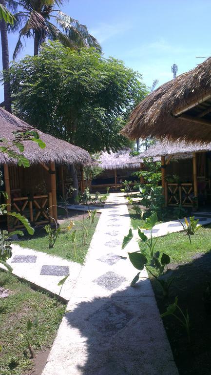 Tua Tua Keladi Bungalows Gili Air Dış mekan fotoğraf